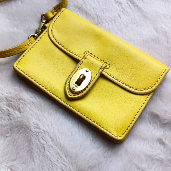 Fossil  clutch/ wallet